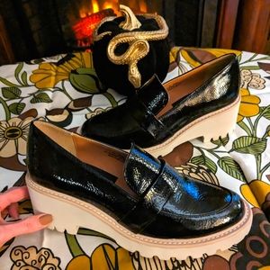 Black Dolce Vita loafers